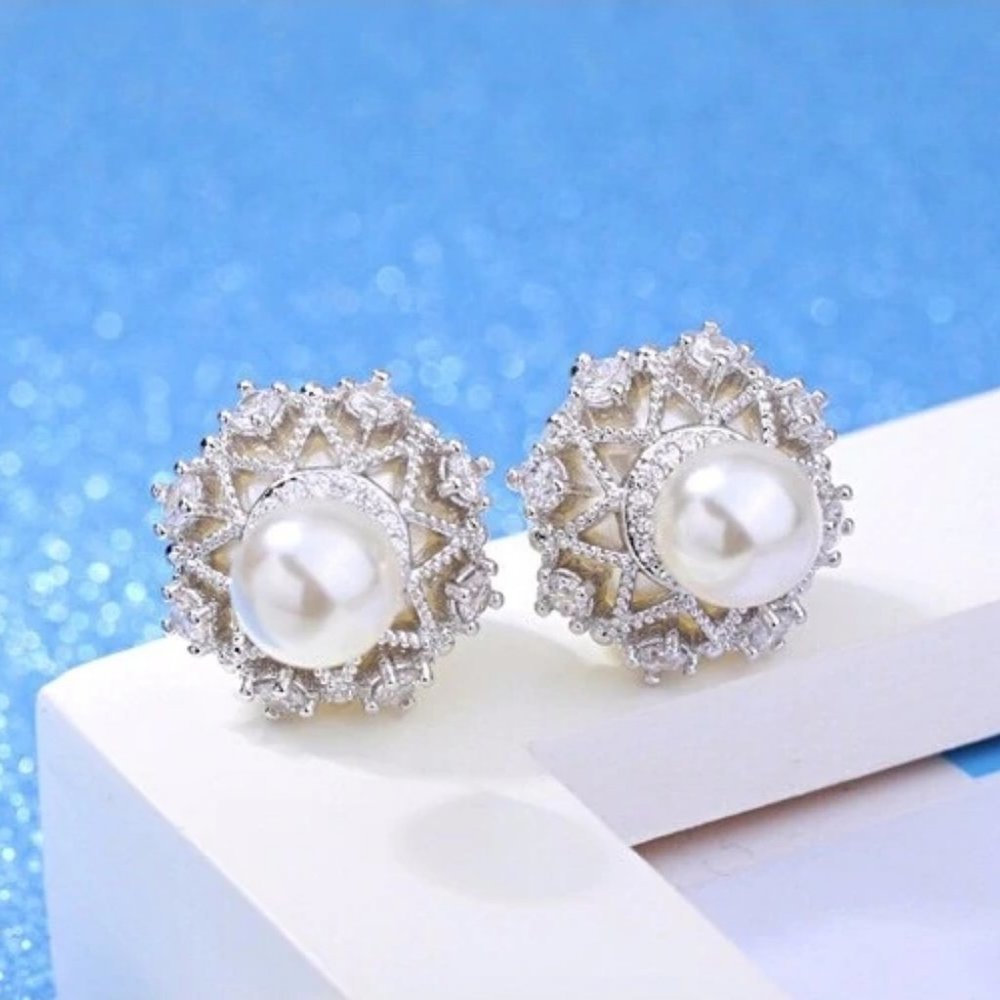 NEW 925 Sterling Silver Diamond Pearl Earrings - Picture 9 of 11